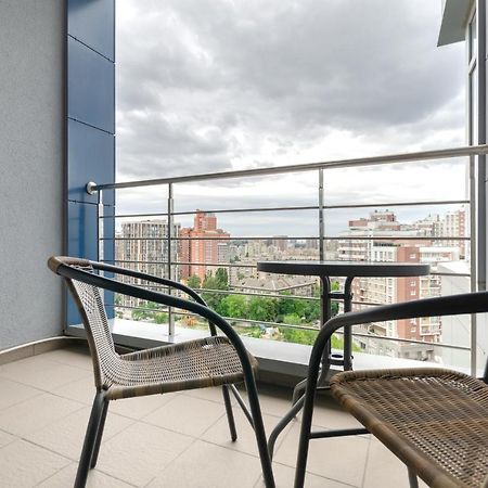 Petrovdom Apartaments 11-212 In Rc Central Park, 7 John Mccain Street Kijev Kültér fotó