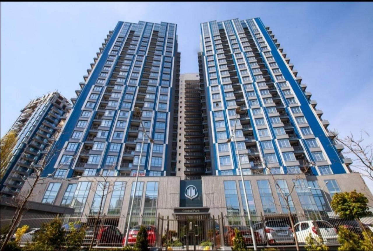 Petrovdom Apartaments 11-212 In Rc Central Park, 7 John Mccain Street Kijev Kültér fotó